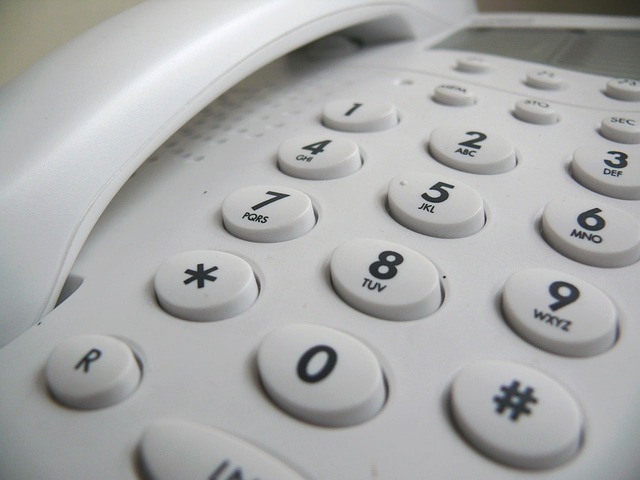A magyarok fele még használ vezetékes telefont
