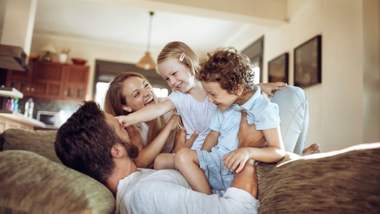 Itt a szám, hogy hány ezer anyuka nem fizet szja-t